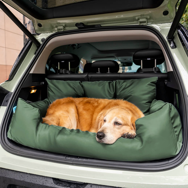 WOOFWAYZ Safety Travel Bolster