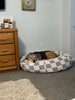 WOOFWAYZ Lavender Checkered Calming Bed